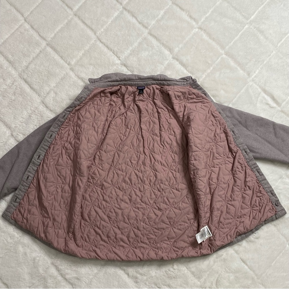 Patagonia Womens Size M Insulated Fjord Flannel Shirt Jacket Gray Quilt Lined - Picture 10 of 14